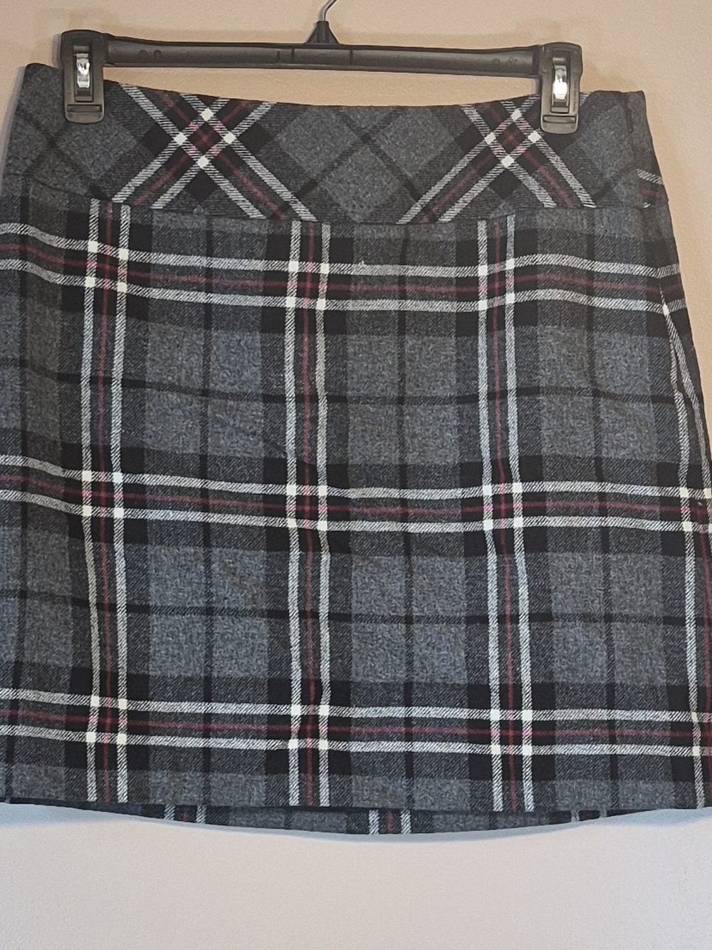 Eddie Bauer Gray Plaid Mini Skirt with Red Accent